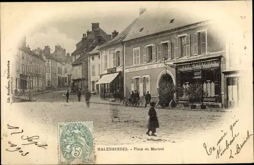 Ak Malesherbes Loiret, Place du Martroi