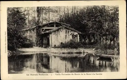 Ak Deux Sevres, Marais Poitevin, Vieille Habitation du Marais de la Sevre a la Garette