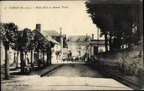 Ak Corne Maine et Loire, Petit Mail et Avenue Tivoli