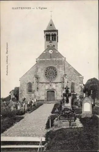 Ak Hartennes et Taux Aisne, L'Eglise, tombeaux