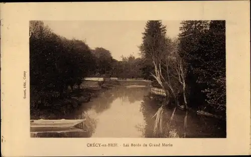 Ak Crécy en Brie Crécy la Chapelle Seine et Marne, Les Bords du Grand Morin