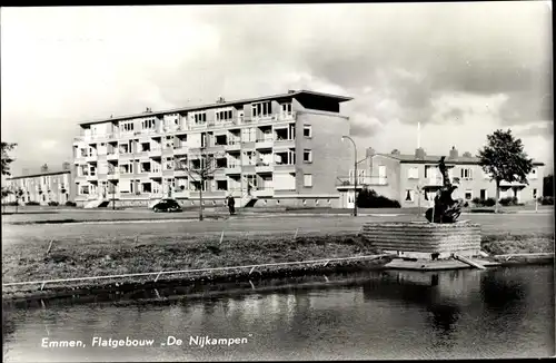 Ak Emmen Drenthe Niederlande, Flatgebouw De Nijkampen