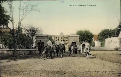 Ak Tunis Tunesien, Caserne Forgemol, Eingang zur Kaserne, Reiter, Soldaten