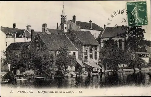 Ak Nemours Seine et Marne, L'Orphelinat, vue sur le Loing