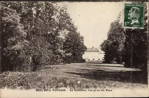 Ak Ozouer le Voulgis Seine et Marne, Le Chateau, vue prise du Parc