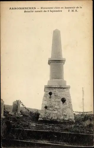 Ak Arromanches Calvados, Monument eleve en Souvenir de la Bataille navale du 8 Setempbre