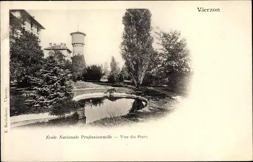 Ak Vierzon Cher, Ecole Nationale Professionnelle, vue du Parc, Wasserturm