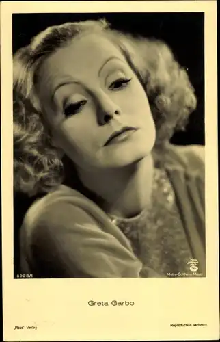 Ak Schauspielerin Greta Garbo, Portrait, Ross Verlag 8928 1