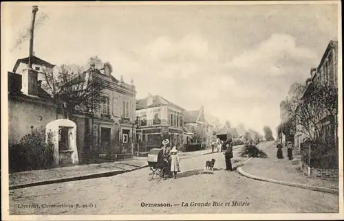 Ak Ormesson Val de Marne, La Grande Rue et Mairie