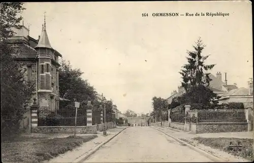 Ak Ormesson Val de Marne, Rue de la Republique