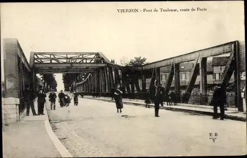 Ak Vierzon Cher, Pont de Toulouse, route de Paris