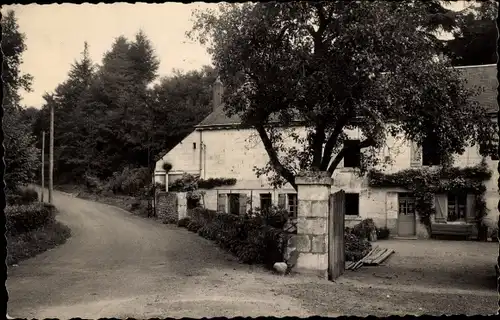 Ak Faverolles Loir-et-Cher, Entree du pays, route de Montrichard