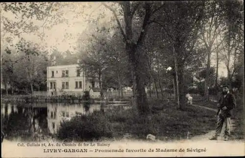 Ak Livry Gargan Seine Saint Denis, Promenade favorite de Madame de Sévigné, maison, Lac