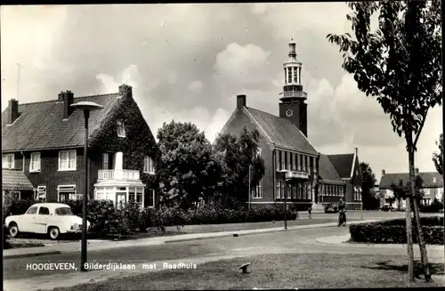 Foto Ak Hoogeveen Drenthe Niederlande, Bilderdijklaan met Raadhuis