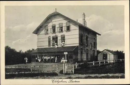 Ak Lunteren Ede Gelderland, Clubgebouw