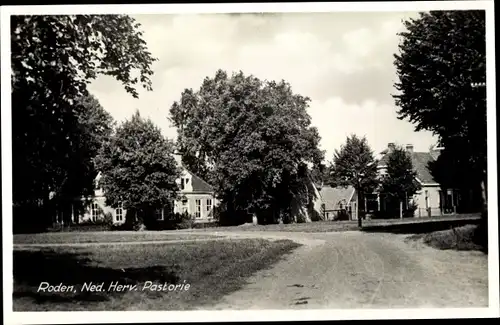 Foto Ak Roden Drenthe Niederlande, Roden Ned Herv Pastorie