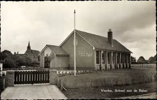 Foto Ak Visvliet Groningen Niederlande, School met de Bijbel