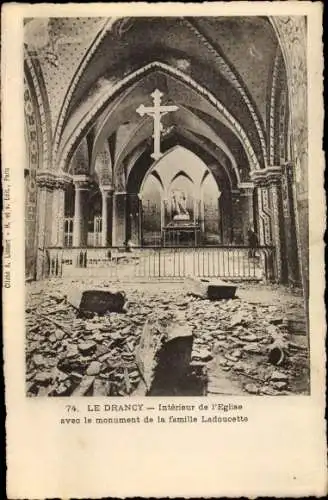 Ak Drancy Seine Saint Denis, Eglise, Intérieur, monument de la famille Ladoucette