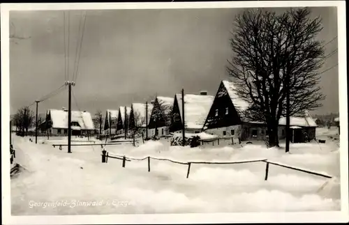 Ak Zinnwald Georgenfeld Altenberg im Erzgebirge, Ortspartie im Winter