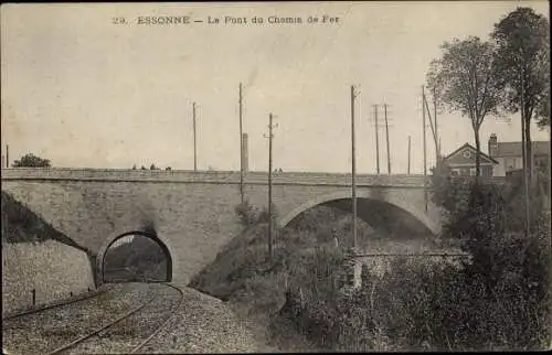 Ak Corbeil Essonne, Le Pont du Chemin de Fer