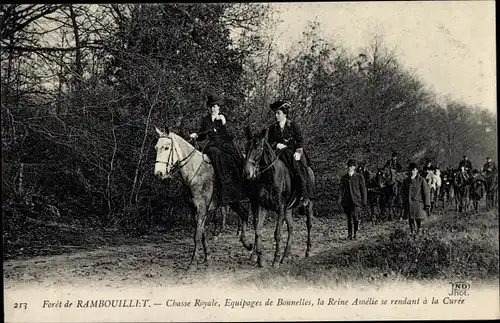 Ak Rambouillet Yvelines, Chasse Royale, Equipages de Bonnelles, la Reine Amelie se rendant a la Cure