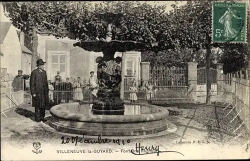 Ak Villeneuve la Guyard Yonne, Fontaine Regnoul