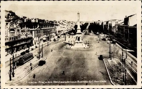 Ak Lisboa Lissabon Portugal, Praca dos Restauradorese Avenida da Liberdade