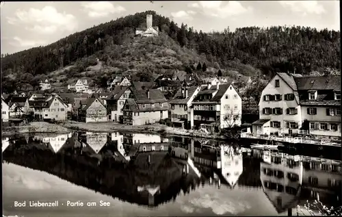 Ak Bad Liebenzell im Schwarzwald, Partie am See, Ortsblick