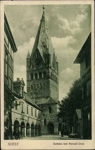 Ak Soest in Westfalen, Rathaus und Patrokli Kirche