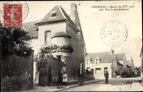 Ak Courlon Yonne, Maison du XVIe siecle, Tour a encorbellement