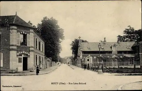 Ak Mouy Oise, Rue Leon Bohard