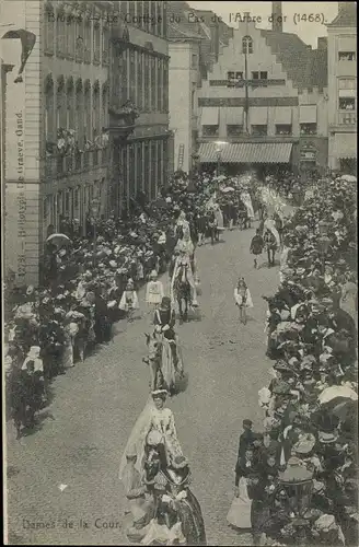 Ak Bruges Brügge Flandern Westflandern, Le Pas d' Armes de l'Arbre d'Or, Dames de la Cour