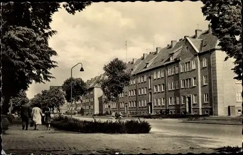 Ak Güstrow in Mecklenburg Vorpommern, Neukruger Straße