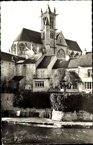 Ak Moret sur Loing Seine et Marne, Eglise Notredame, Vue prise du Loing