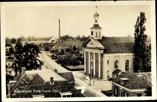 Ak Laren Gelderland, Voogelvlucht, Kerk