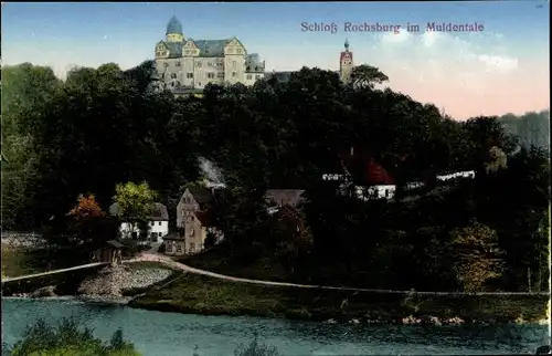 Ak Lunzenau in Sachsen, Teilansicht mit Blick zum Schloss Rochsburg im Muldentale