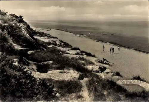 Ak Bakenberg Dranske auf Rügen, Partie am Strand