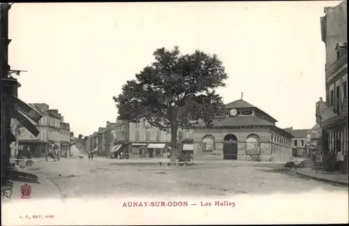 Ak Aunay sur Odon Calvados, Les Halles