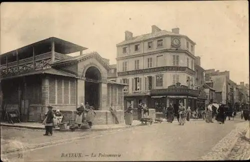 Ak Bayeux Calvados, La Poissonnerie