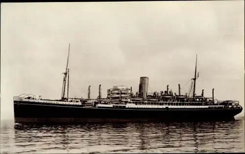 Foto Ak Steamer, Dampfschiff auf dem Wasser