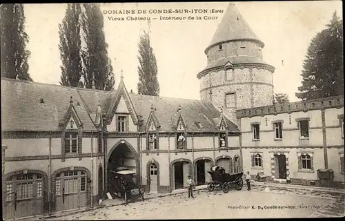 Ak Condé sur Iton Eure, Vieux Chateau, Interieur de la Cour