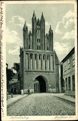 Ak Neubrandenburg in Mecklenburg, Friedländer Tor