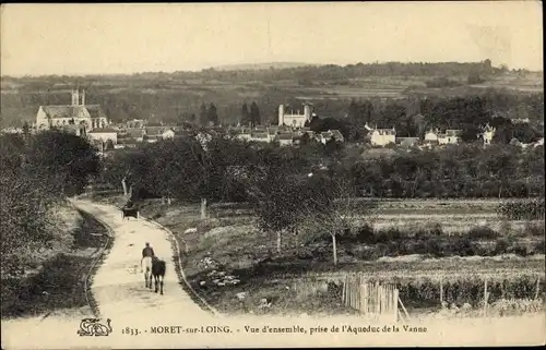 Ak Moret-sur-Loing Seine et Marne, Vue d'ensemble, prise de l'Aqueduc de la Vanne