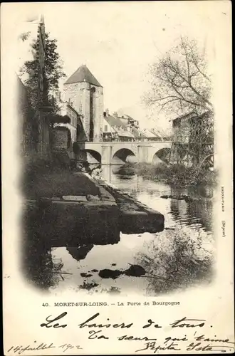 Ak Moret-sur-Loing Seine et Marne, La Porte de Bourgogne