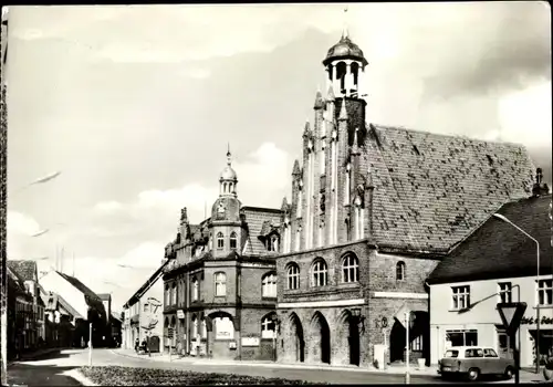 Ak Grimmen, Marktplatz, Rathaus