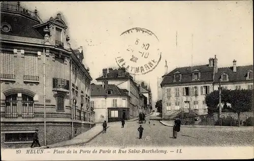 Ak Melun Seine et Marne, Place de la Porte Paris et Rue Saint Barthelemy