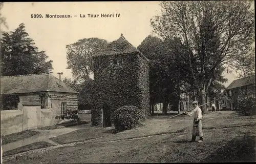 Ak Montceaux Seine et Marne, La Tour henri IV