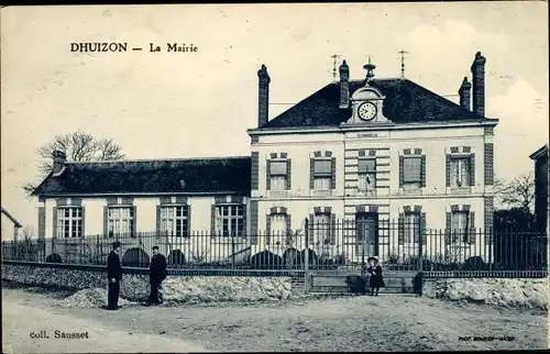 Ak Dhuizon Loir-et-Cher, La Mairie