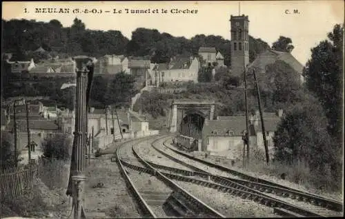 Ak Meulan en Yvelines, Le Tunnel, Le Clocher, Weichens