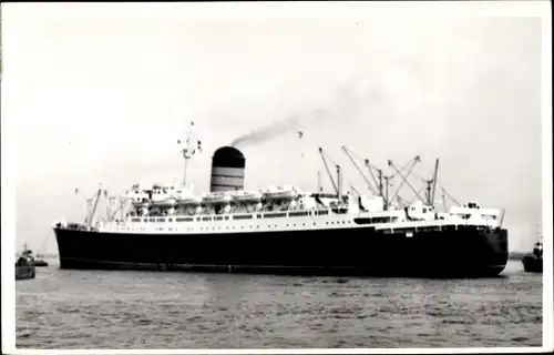 Foto Ak Steamer Ivernia, Dampfschiff, Cunard Line